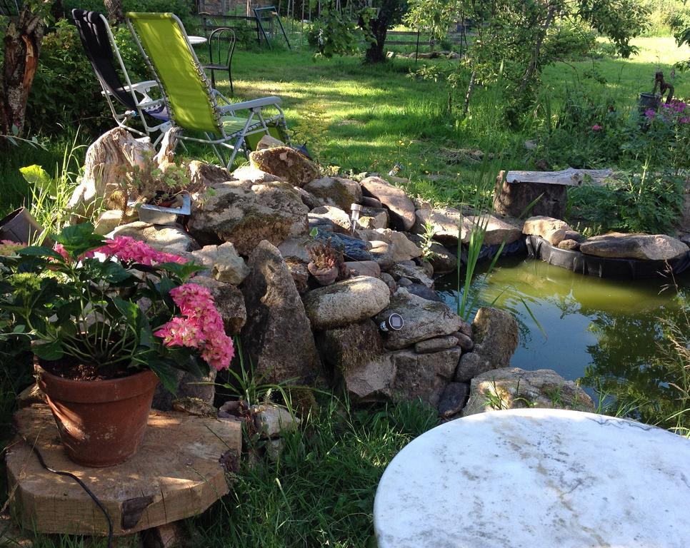 Bed and Breakfast Le Pigeonnier De Quarre Экстерьер фото